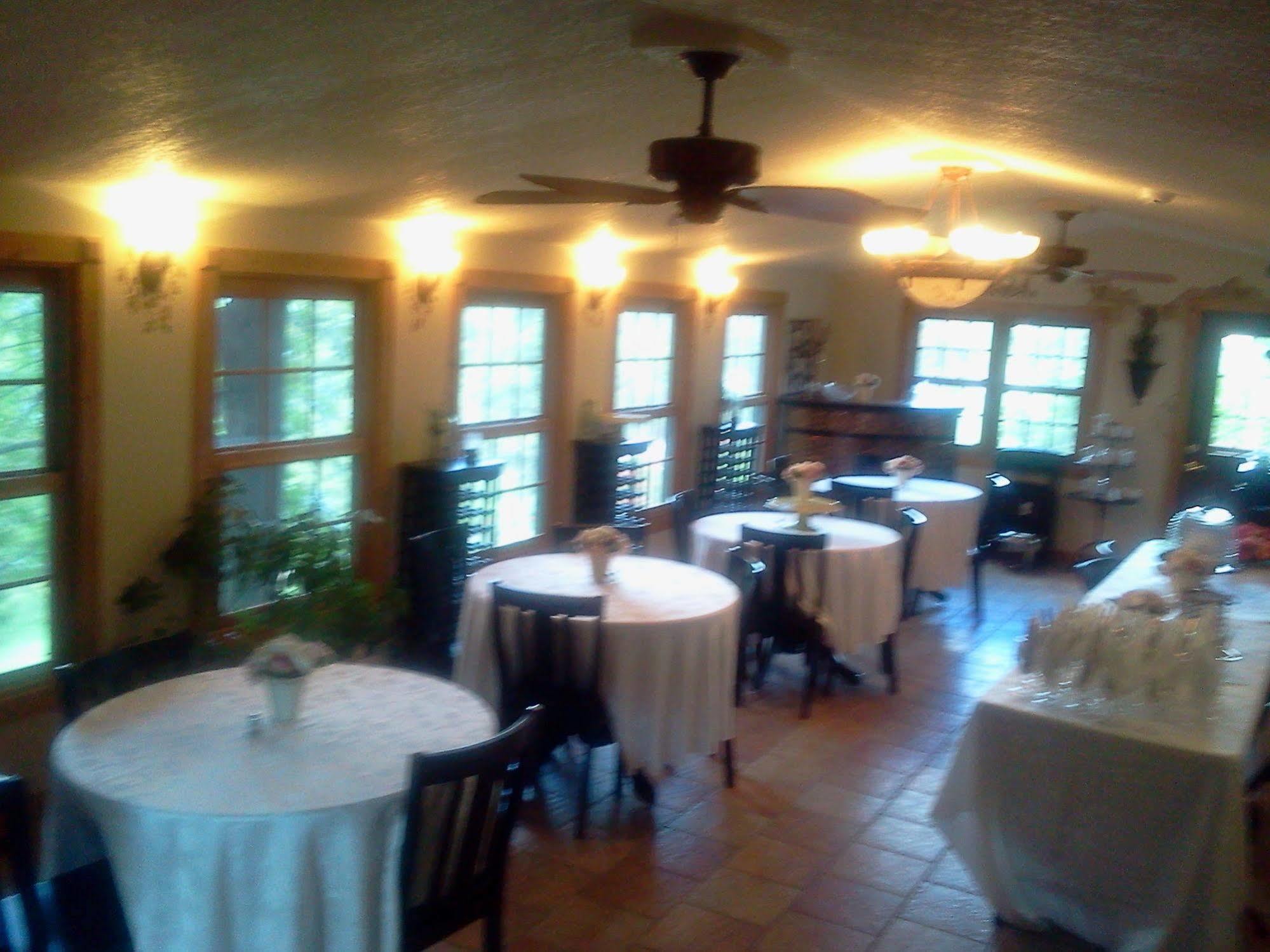 Bear Creek Lodge Cabin Resort Reeds Spring Exterior foto